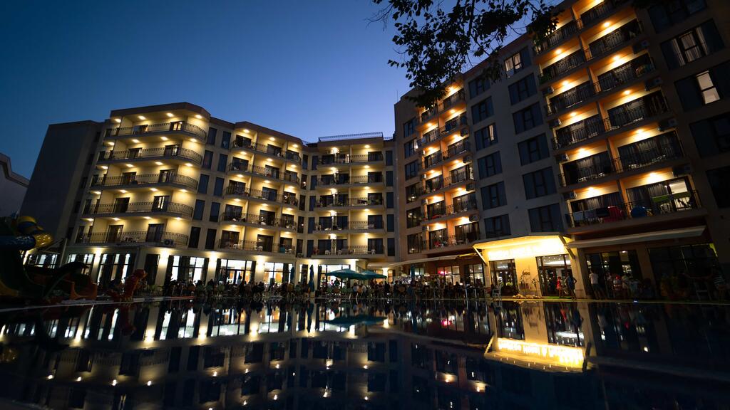 PRESTIGE_AQUAPARK__HOTEL_NISIPURILE_DE_AUR_BULGARIA_AIR_TOUR_TRAVEL